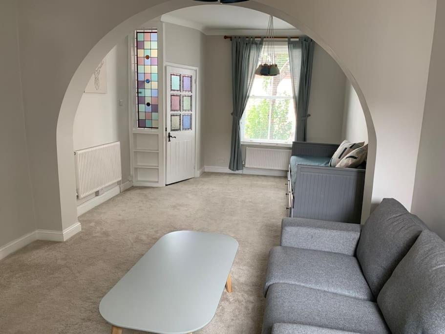 Napier - A Beautiful House In The Best Southsea Location بورتسماوث المظهر الخارجي الصورة